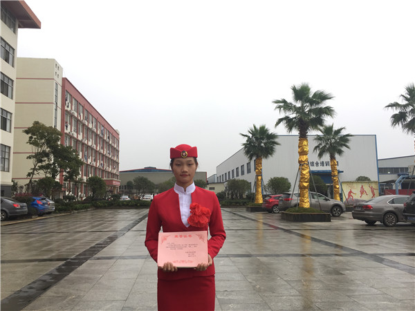 1487317105788772.jpg 1 高铁1 吴艳.JPG