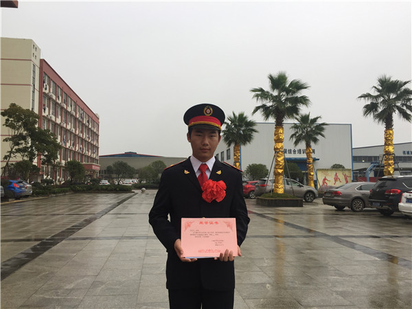 1487317210298455.jpg 3 高铁1 李林龙.JPG